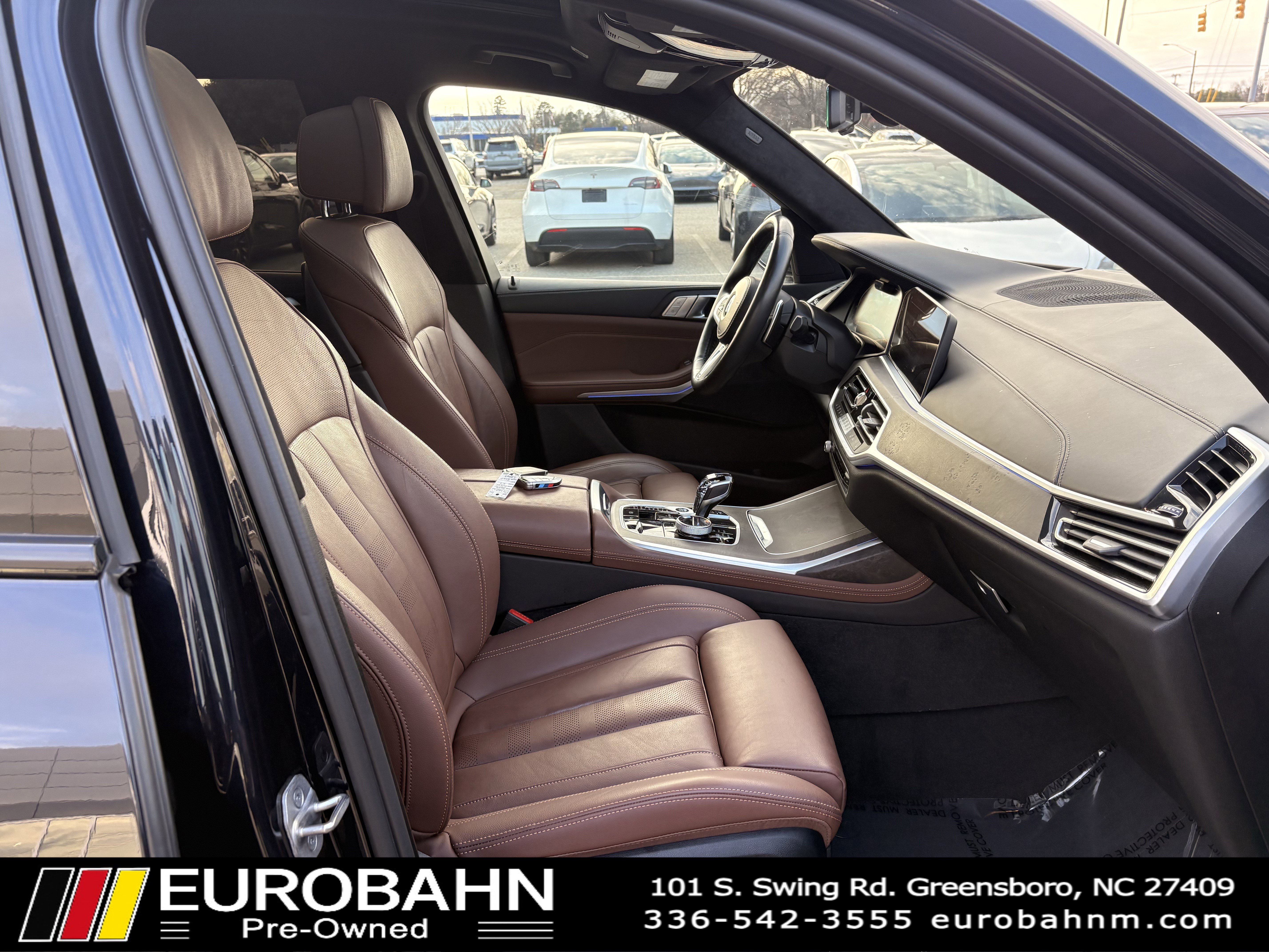 Used 2022 BMW X7 xDrive40i w/ M Sport Package image 17