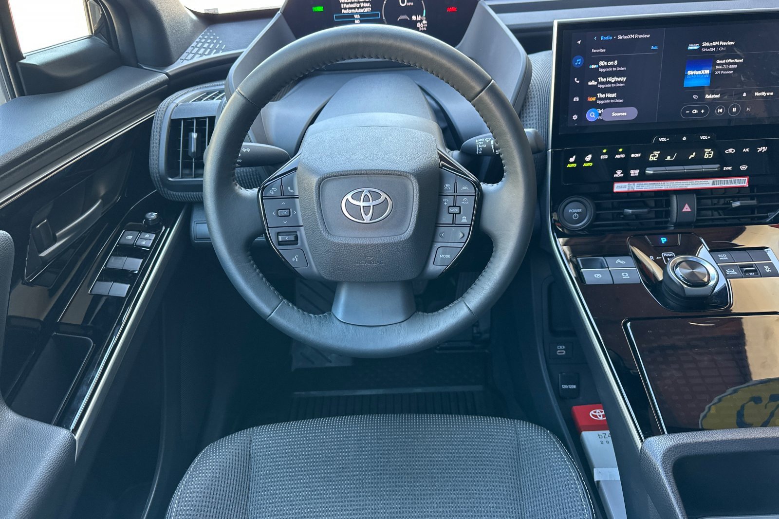 Used 2025 Toyota bZ4X AWD image 17