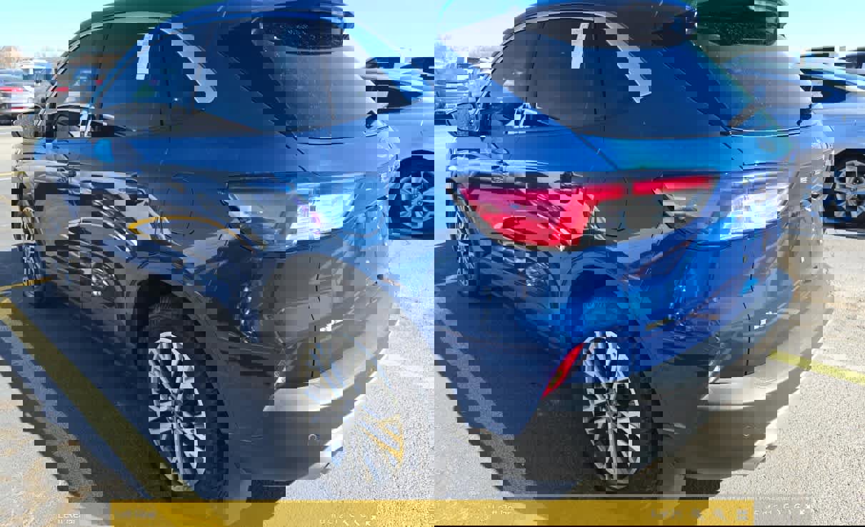 Used 2022 Ford Escape SEL w/ Technology Package image 8