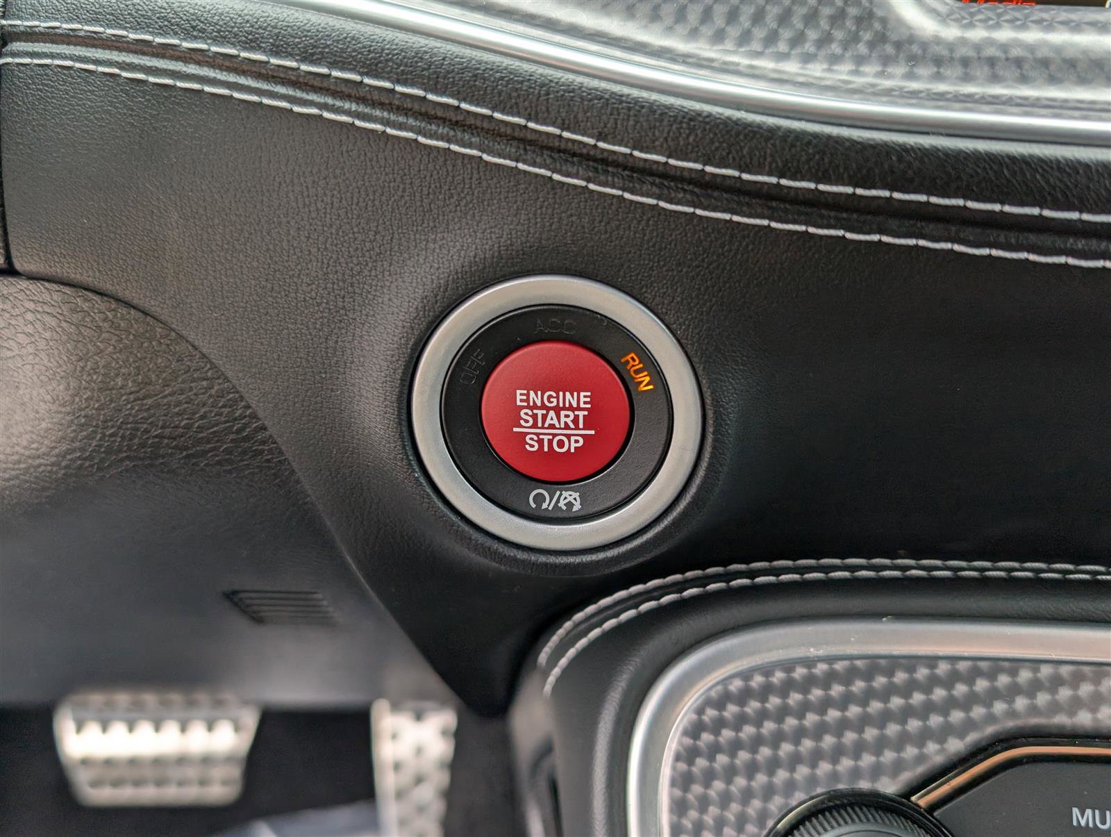 Used 2022 Dodge Challenger SRT Hellcat Redeye image 29