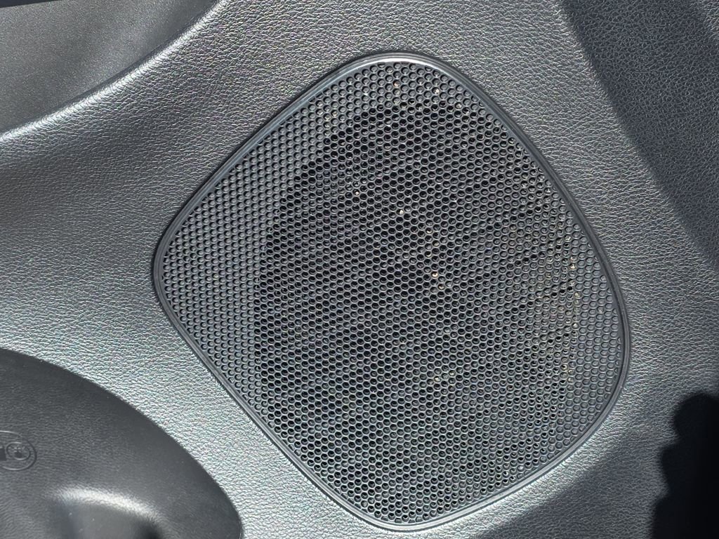 Used 2019 Dodge Grand Caravan GT image 31