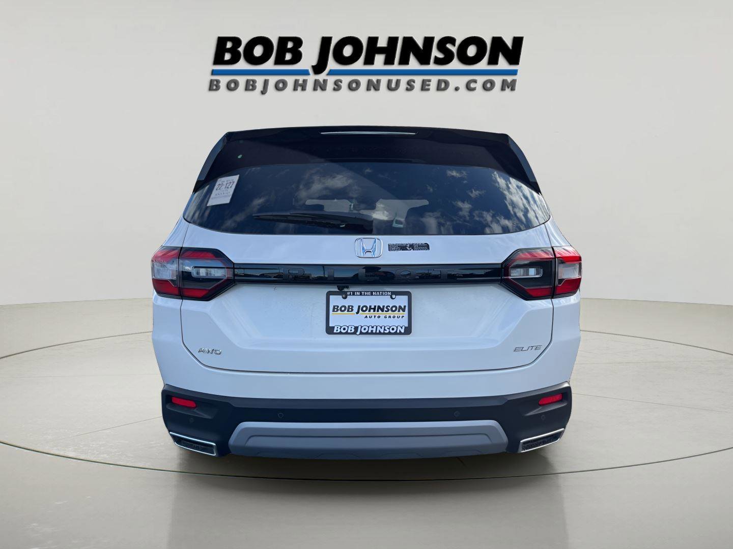 Used 2025 Honda Pilot Elite image 6