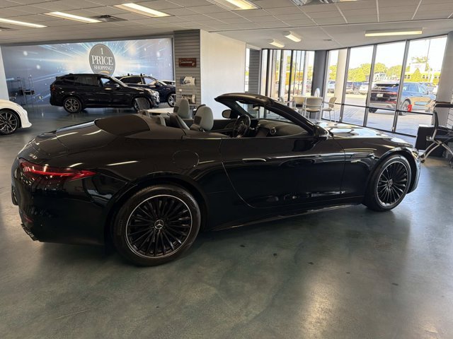 Used 2025 Mercedes-Benz SL 43 AMG image 2