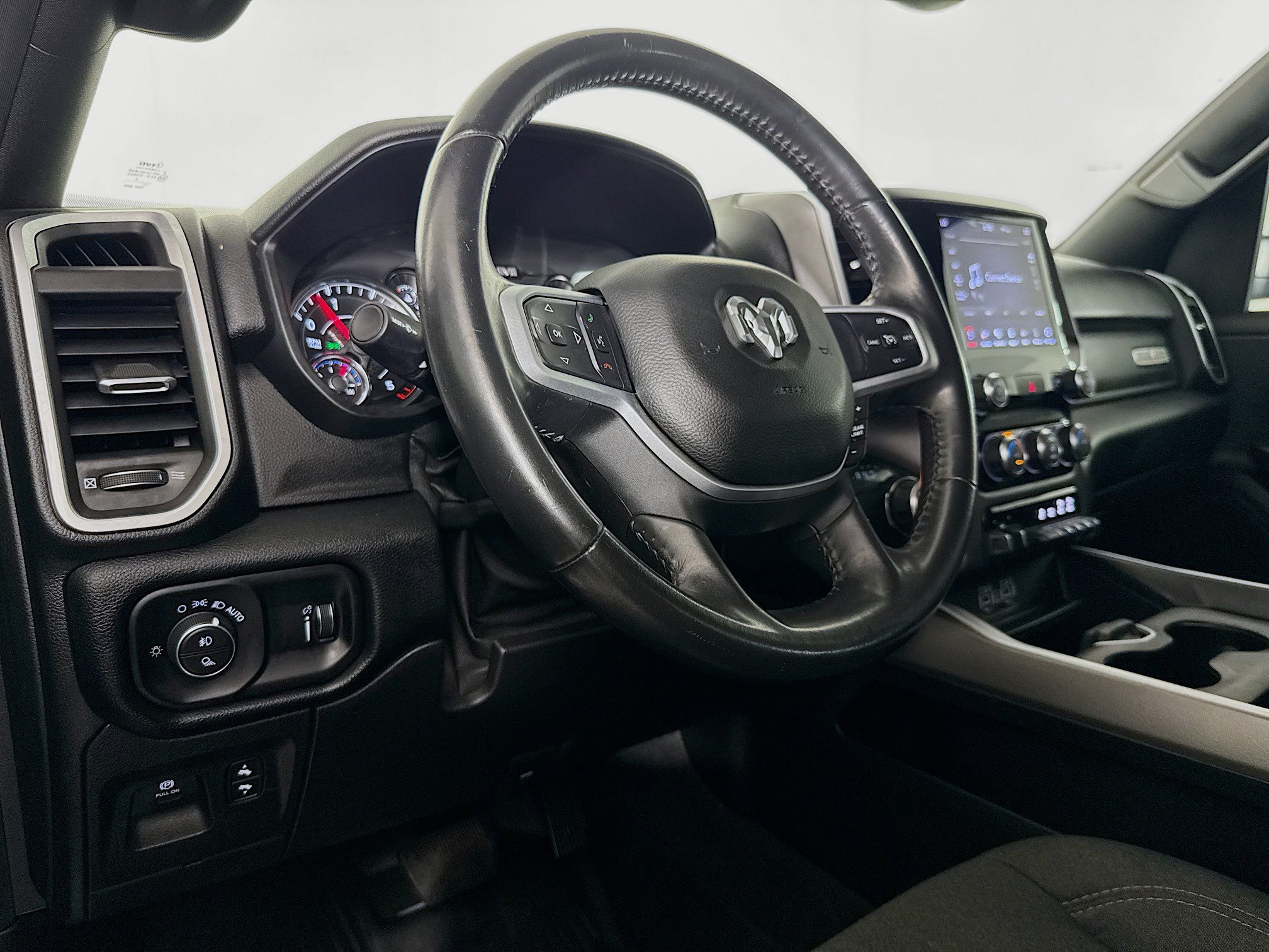 Used 2020 RAM 1500 Big Horn RWD image 21