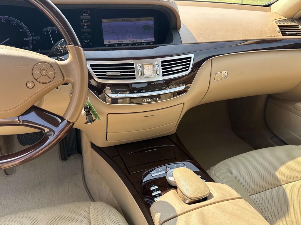 Used 2013 Mercedes-Benz S 350 BlueTEC 4MATIC image 9