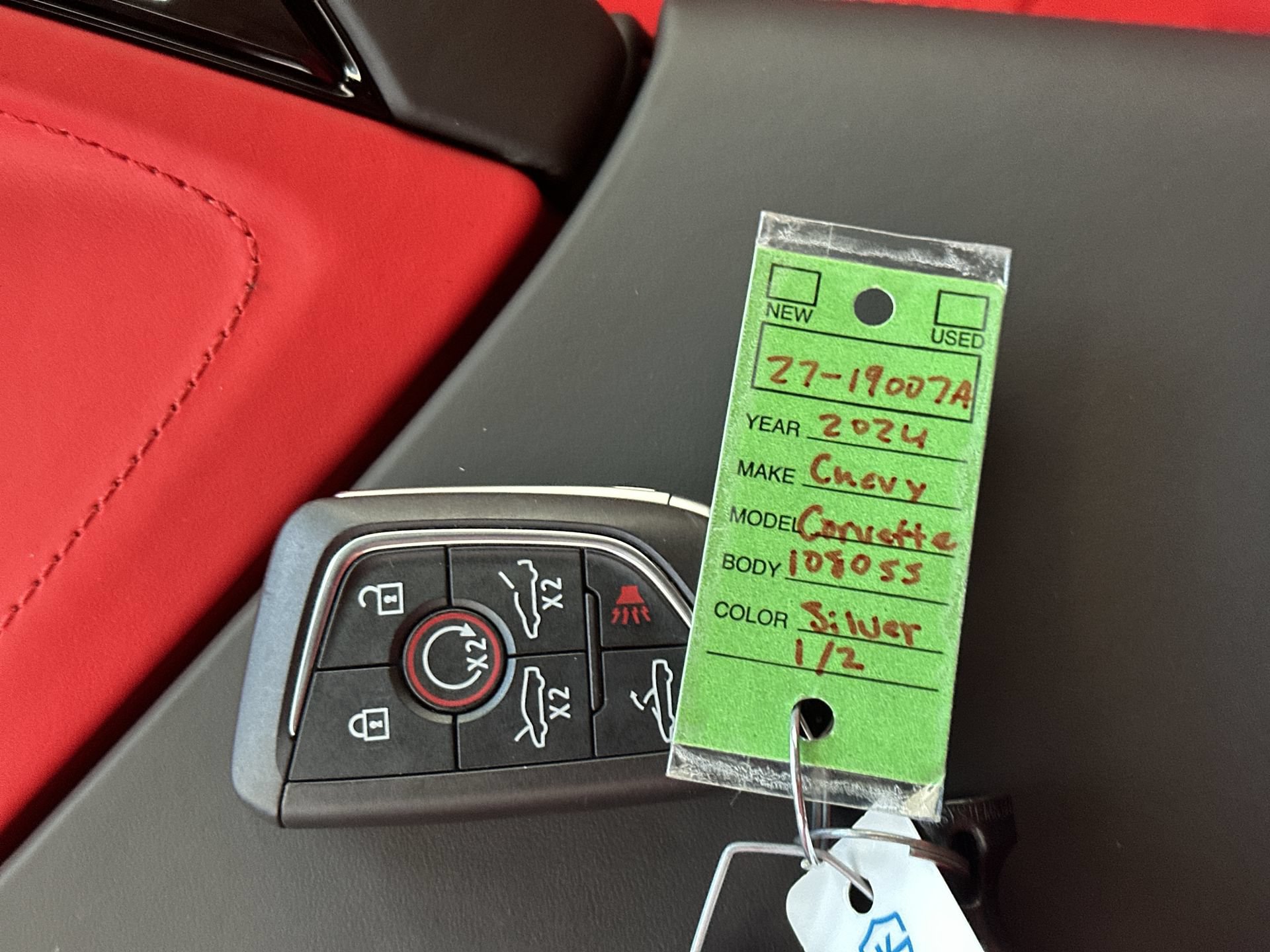 Used 2024 Chevrolet Corvette Stingray Premium Conv w/ Battery Protection Package RWD image 21