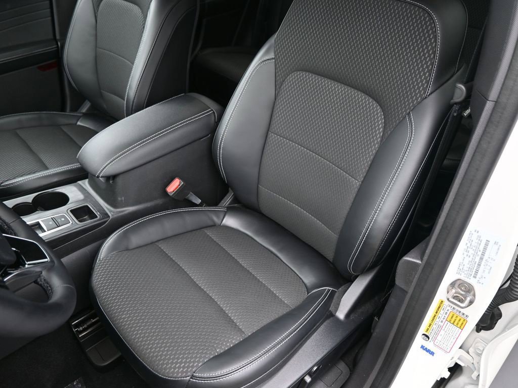 New 2024 Ford Escape SE FWD image 22