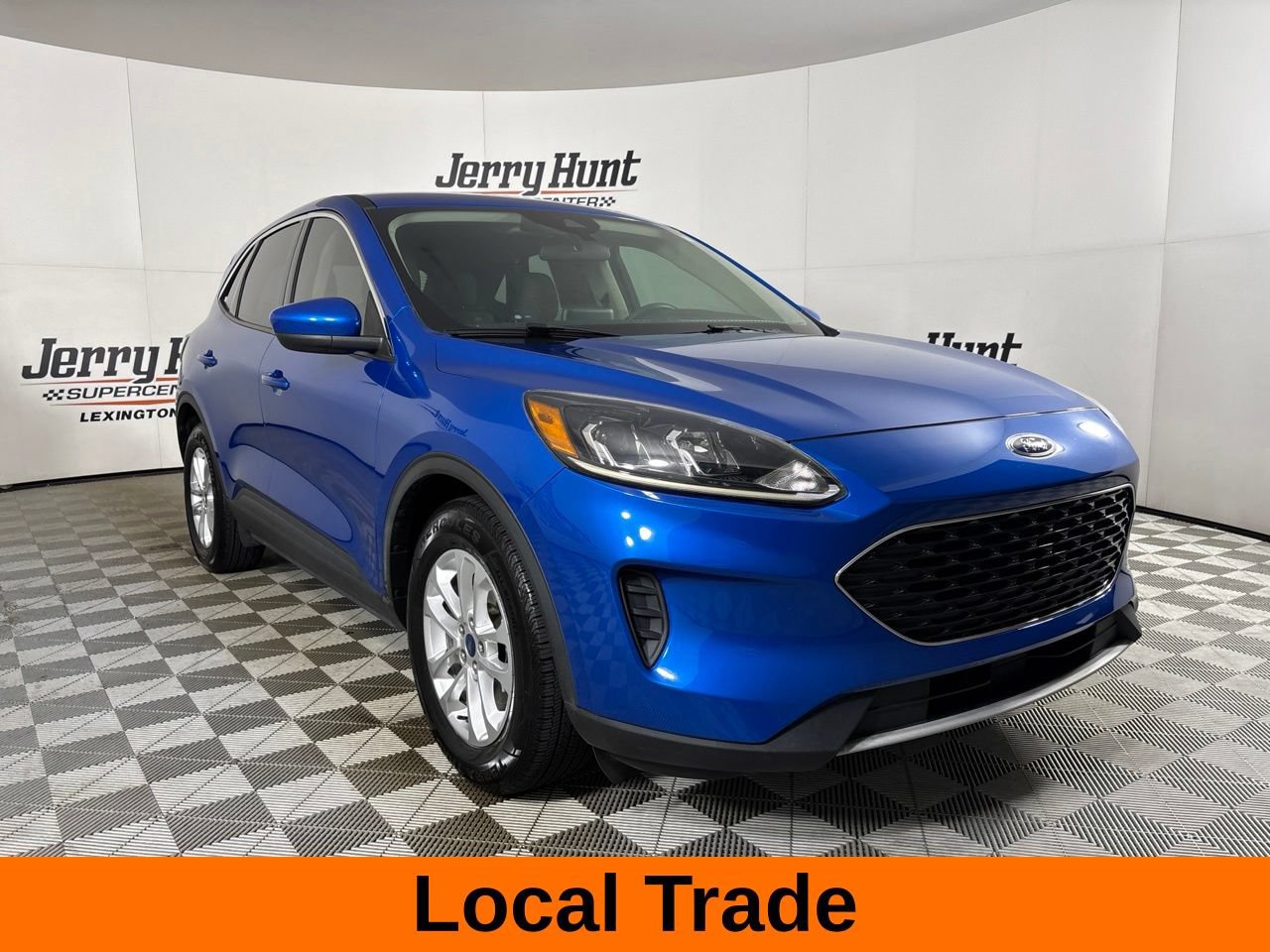 Used 2020 Ford Escape SE FWD image 4