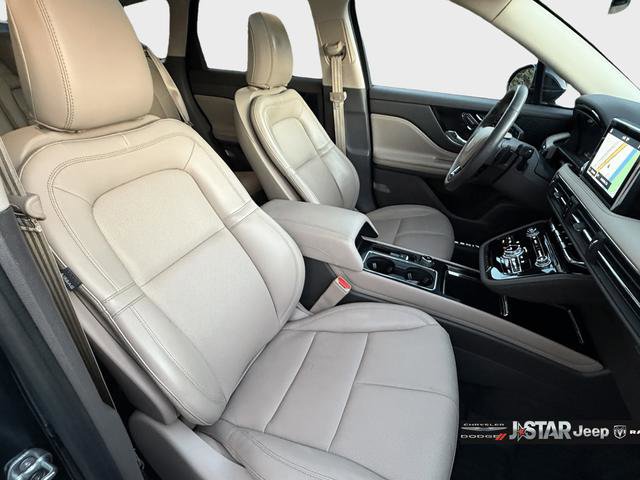 Used 2022 Lincoln Corsair Grand Touring image 12