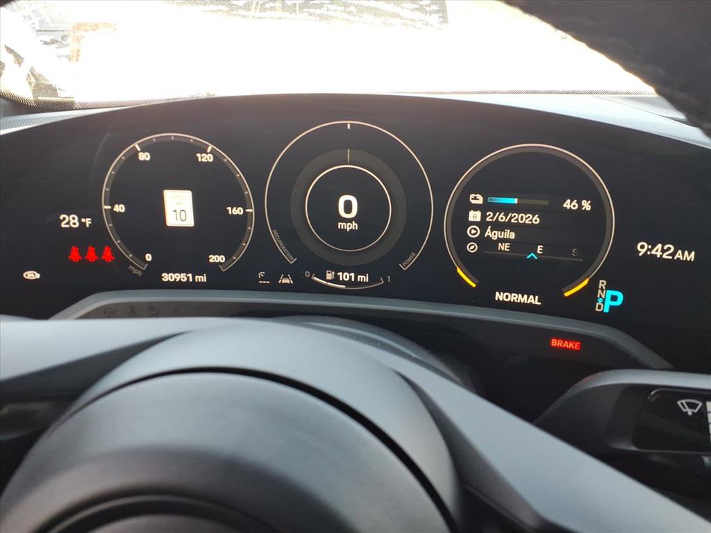 Used 2020 Porsche Taycan image 21
