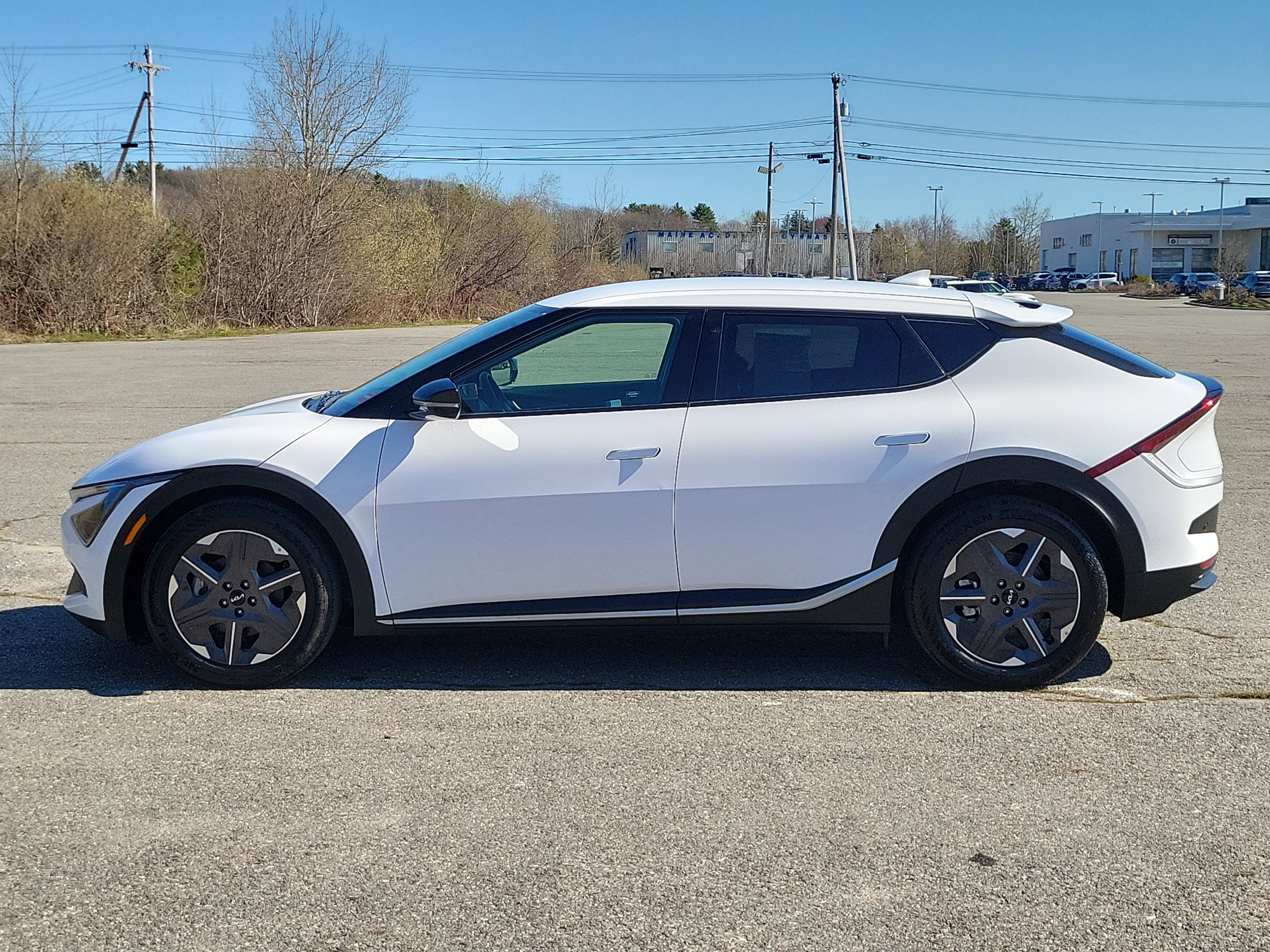 Used 2025 Kia EV6 Light AWD/4WD image 8