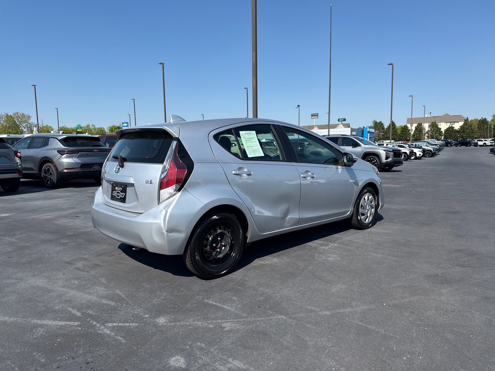 Used 2015 Toyota Prius C Two image 3