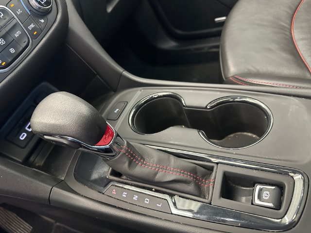Used 2023 Chevrolet Equinox RS w/ RS Leather Package FWD image 31