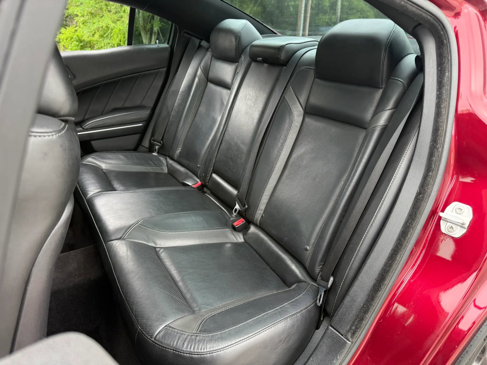Used 2018 Dodge Charger R/T w/ Beats Audio Group RWD image 31