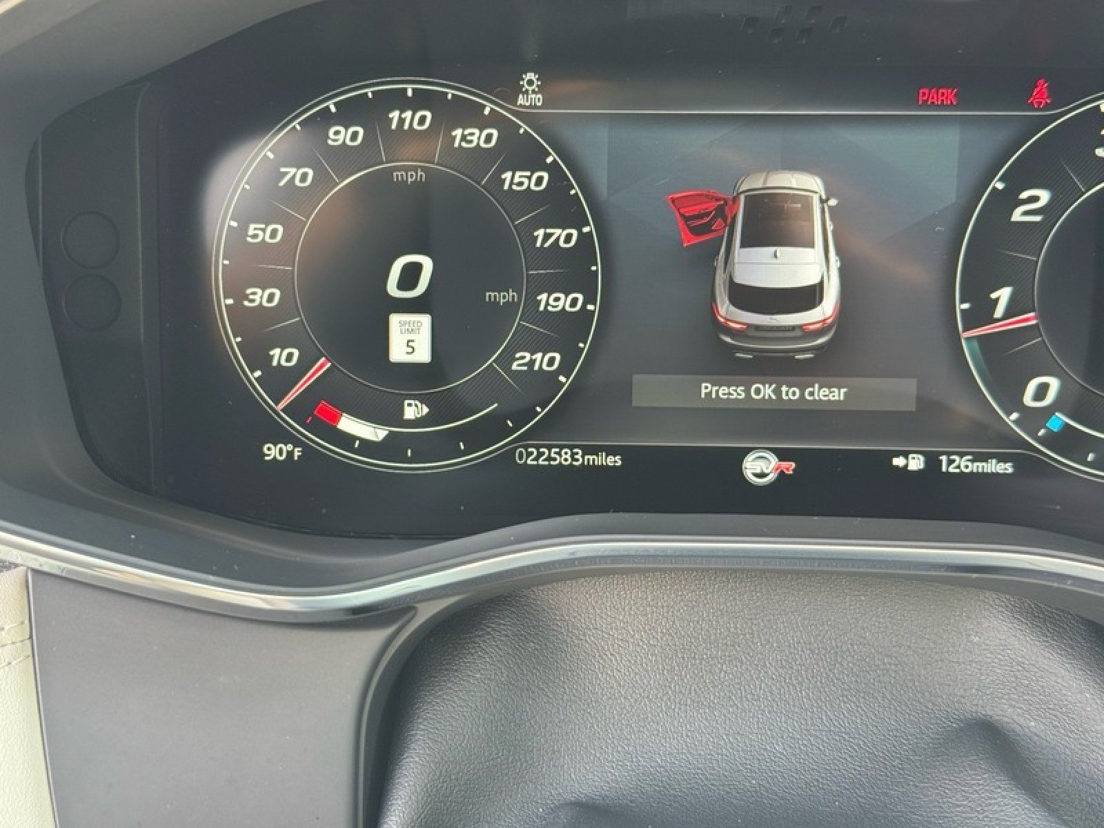 Used 2023 Jaguar F-PACE SVR image 30