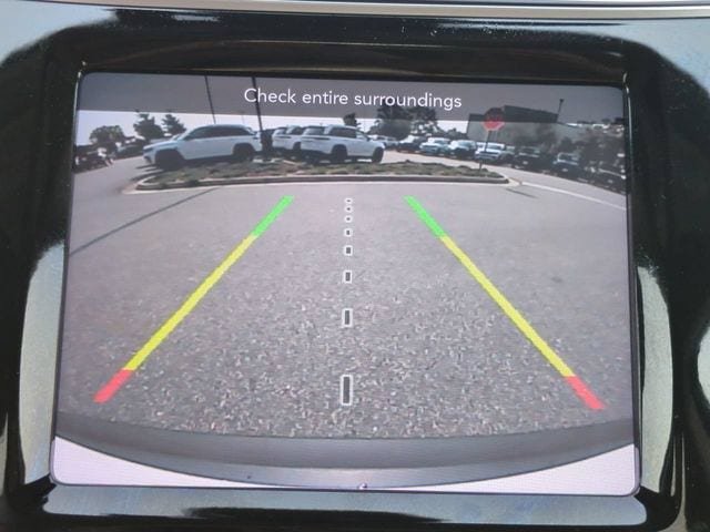 Used 2022 Jeep Cherokee Limited AWD/4WD image 21