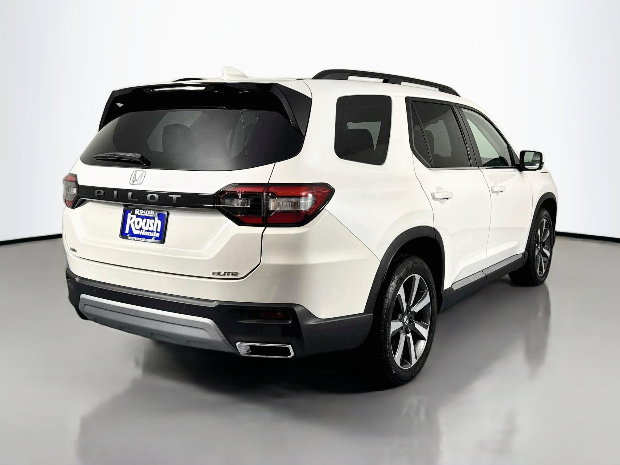 Certified 2023 Honda Pilot Elite image 5