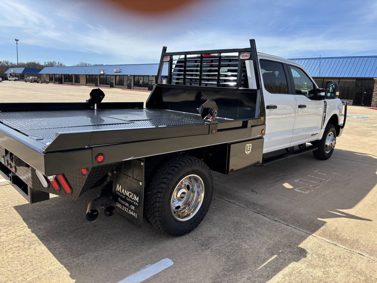 Used 2023 Ford F350 XL image 7