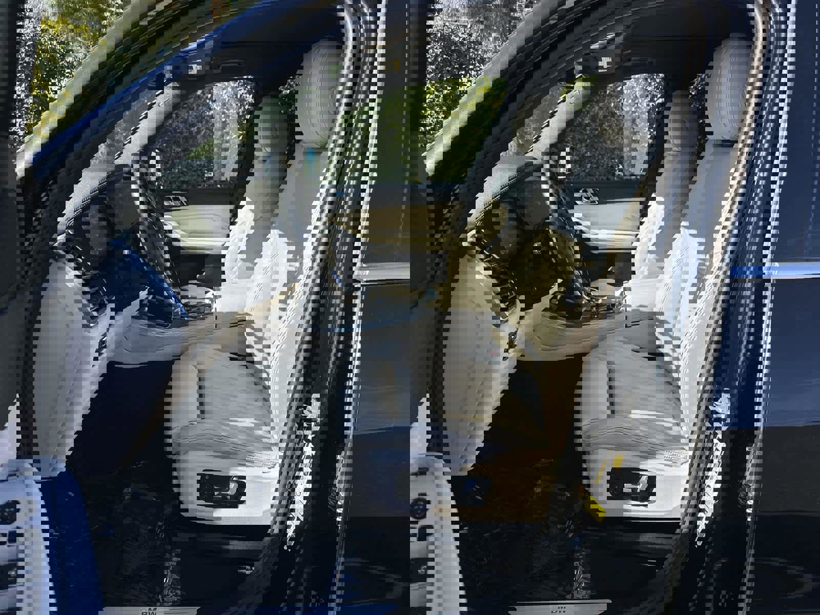 Used 2021 BMW X5 sDrive40i w/ Convenience Package image 11