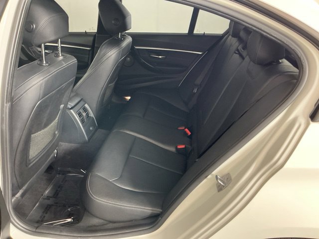 Used 2017 BMW 340i Sedan RWD image 25