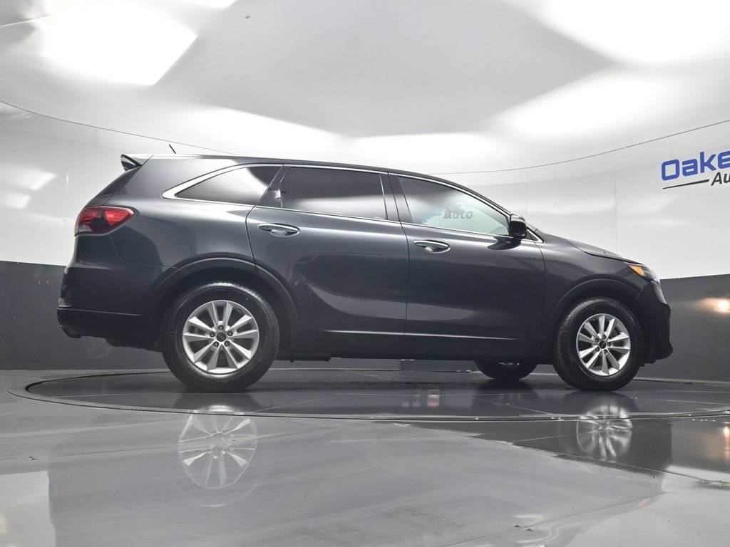 Used 2020 Kia Sorento FWD V6 image 43