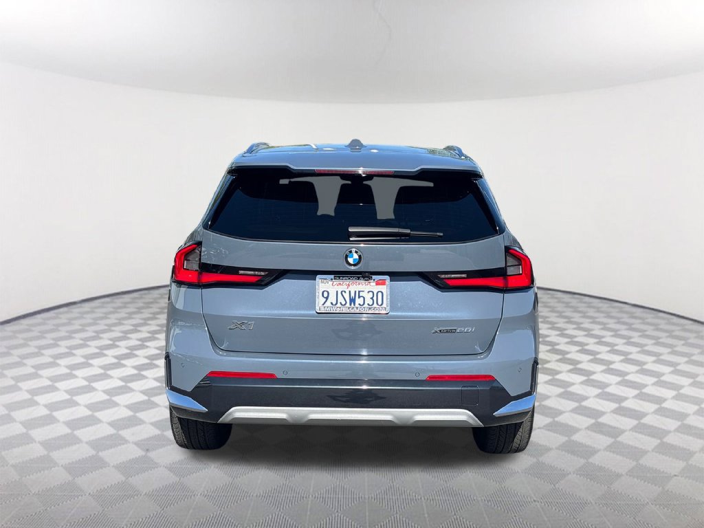 Used 2023 BMW X1 xDrive28i w/ Convenience Package AWD/4WD image 5