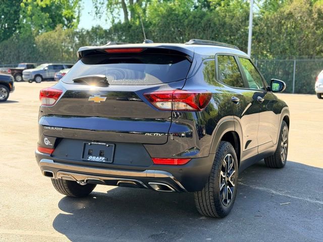 Used 2021 Chevrolet TrailBlazer ACTIV w/ Convenience Package FWD image 4
