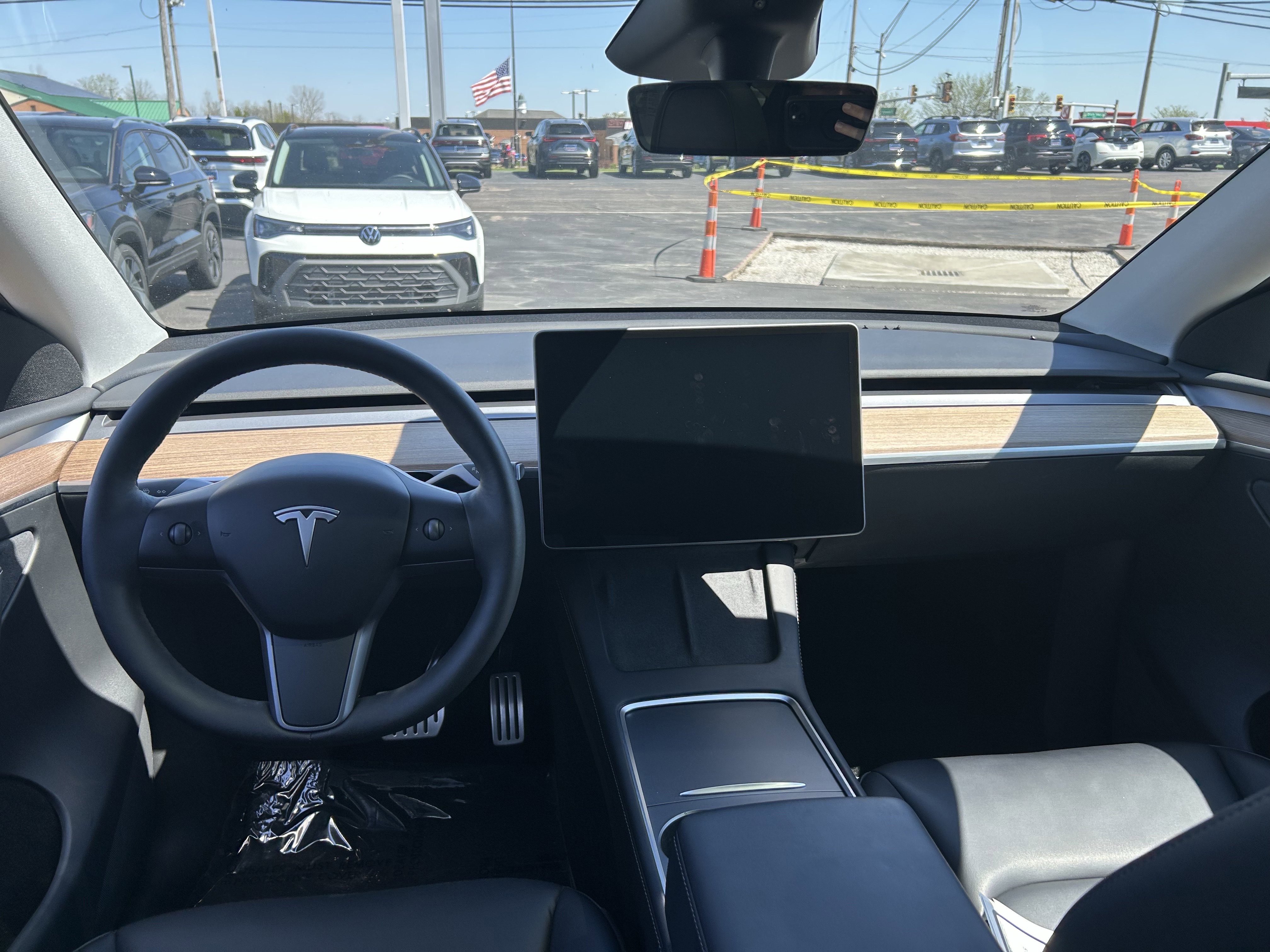 Used 2023 Tesla Model Y Performance image 9