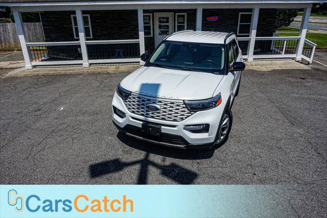 Used 2022 Ford Explorer Limited w/ Equipment Group 301A RWD image 3