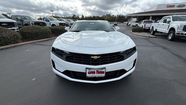 Used 2024 Chevrolet Camaro LT w/ Technology Package image 8