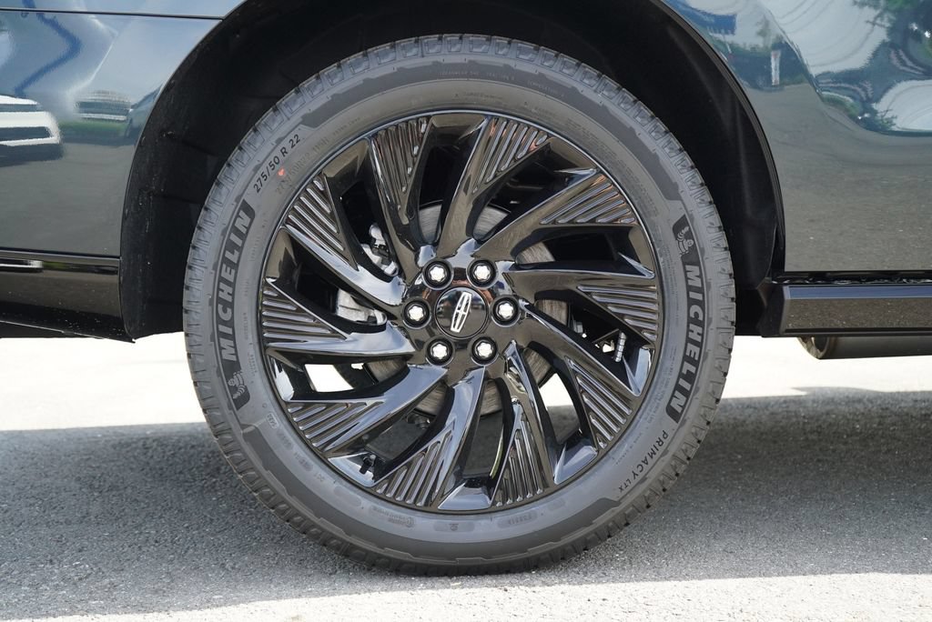 New 2026 Lincoln Navigator Reserve w/ Jet Appearance Package AWD/4WD image 35