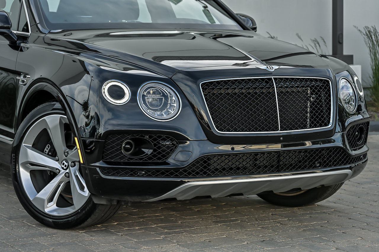 Used 2020 Bentley Bentayga AWD/4WD image 2