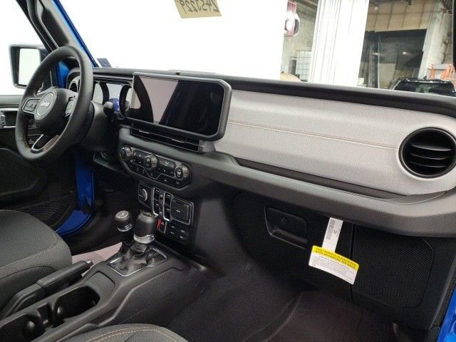 New 2024 Jeep Gladiator Willys image 32