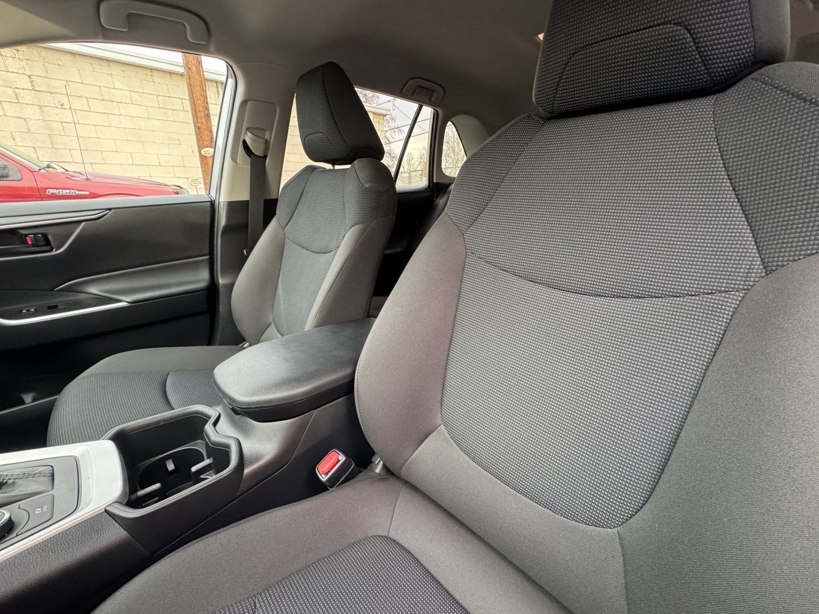 Used 2025 Toyota RAV4 LE image 35