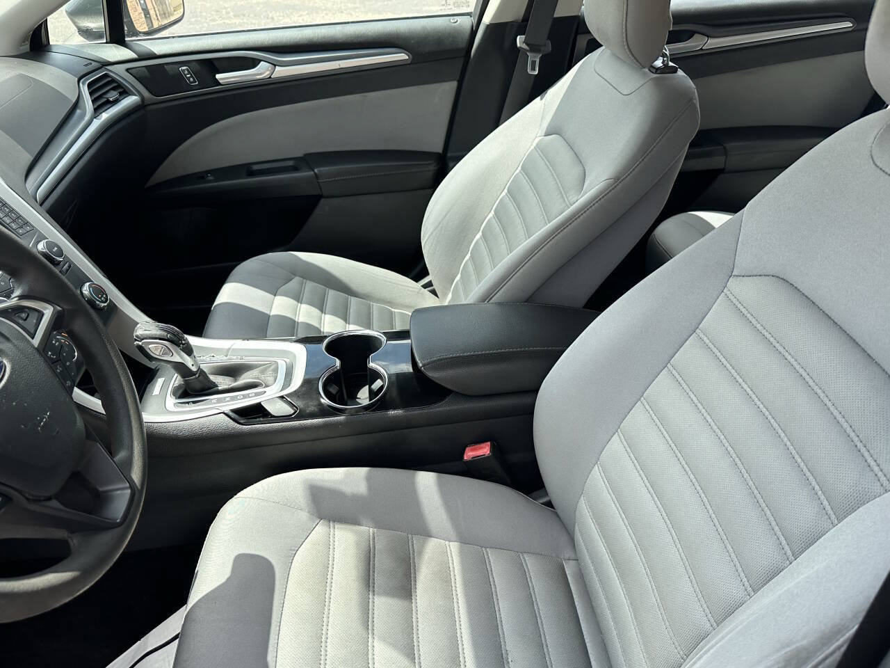Used 2014 Ford Fusion S FWD image 11