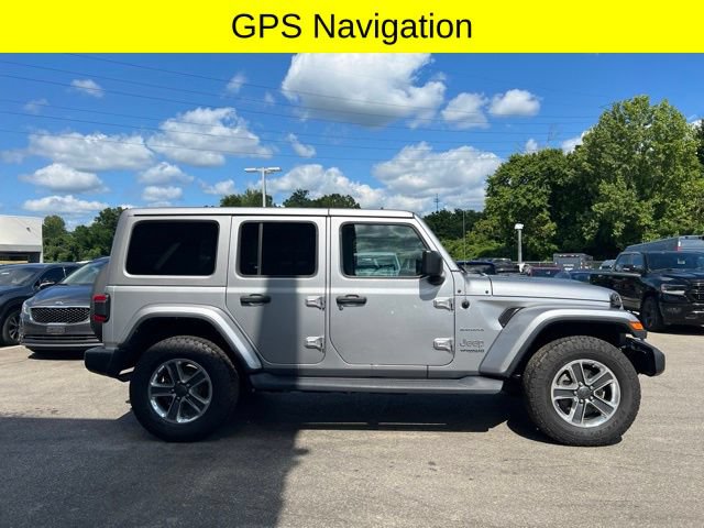 Used 2018 Jeep Wrangler Unlimited Sahara AWD/4WD image 2