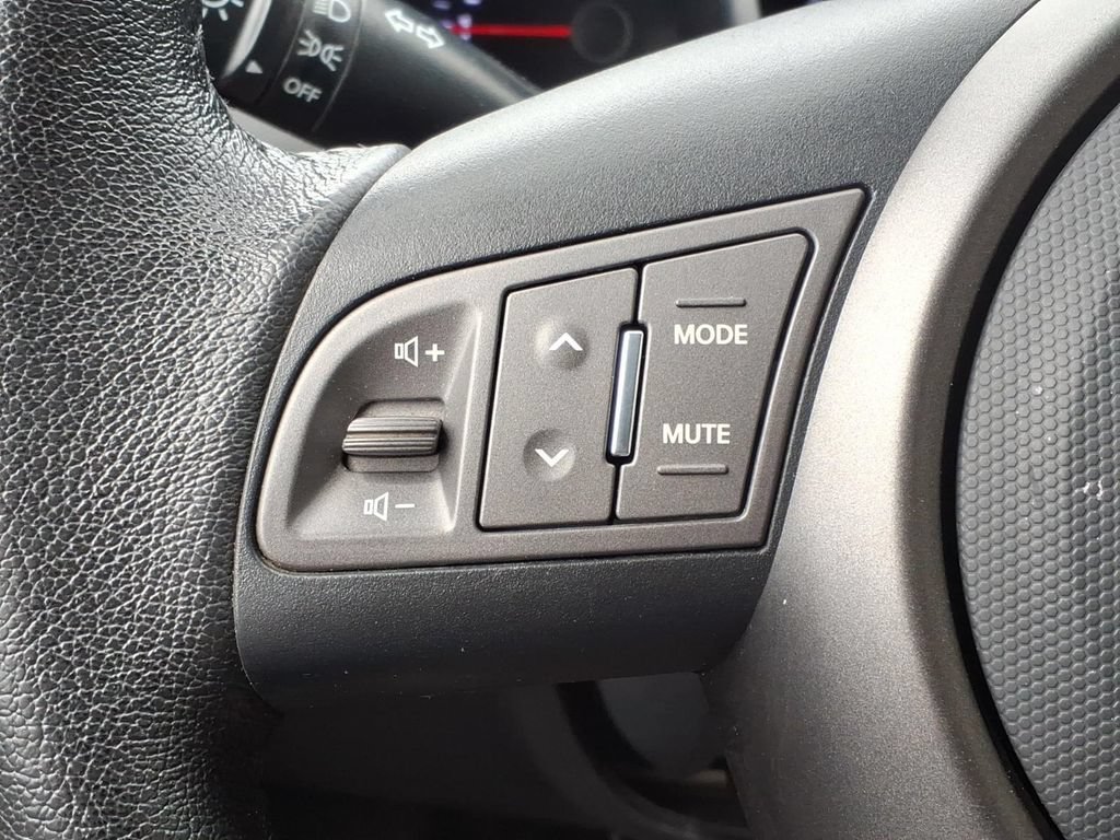 Used 2012 Kia Soul + FWD image 7