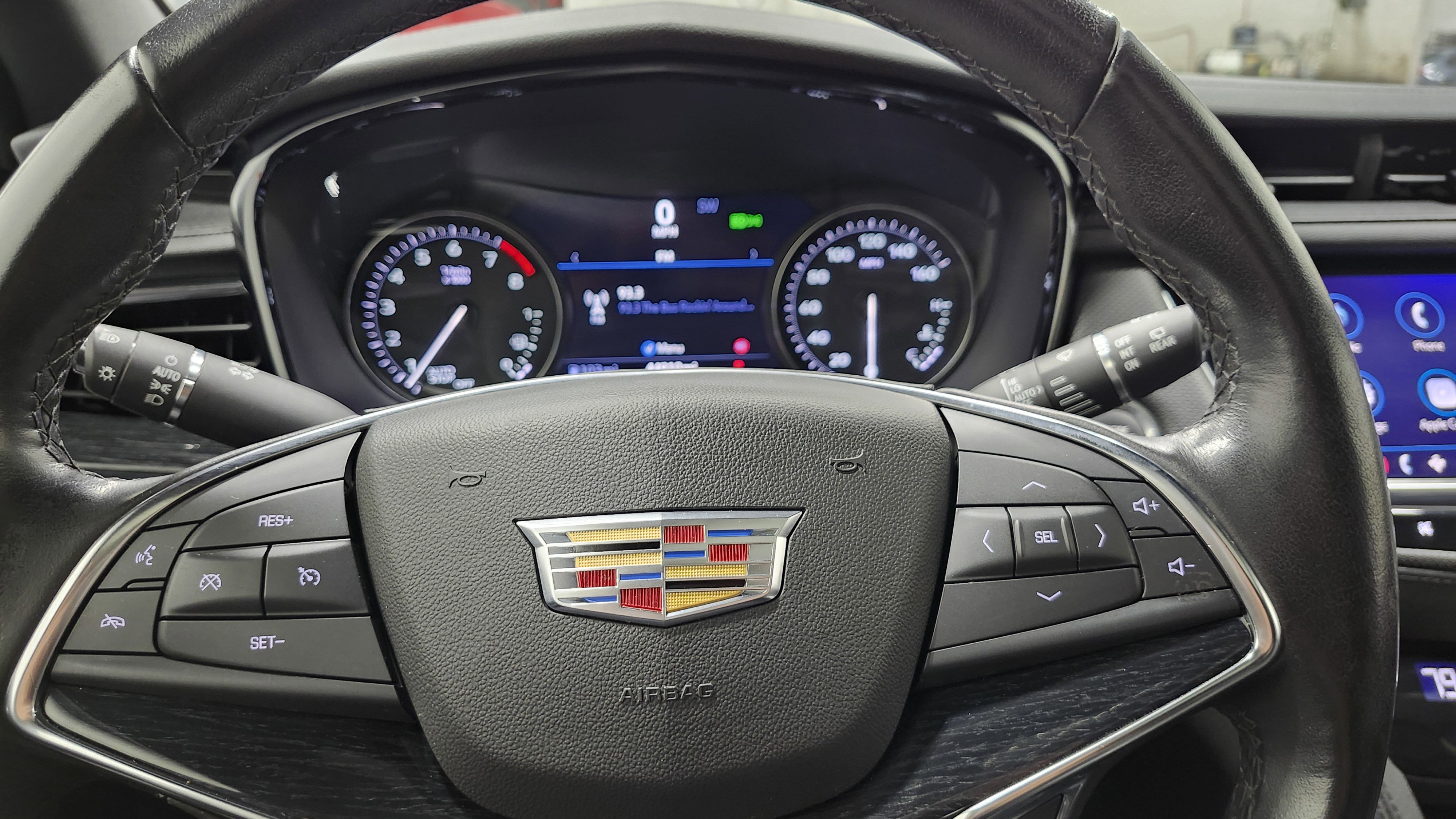 Used 2020 Cadillac XT5 Premium Luxury image 30