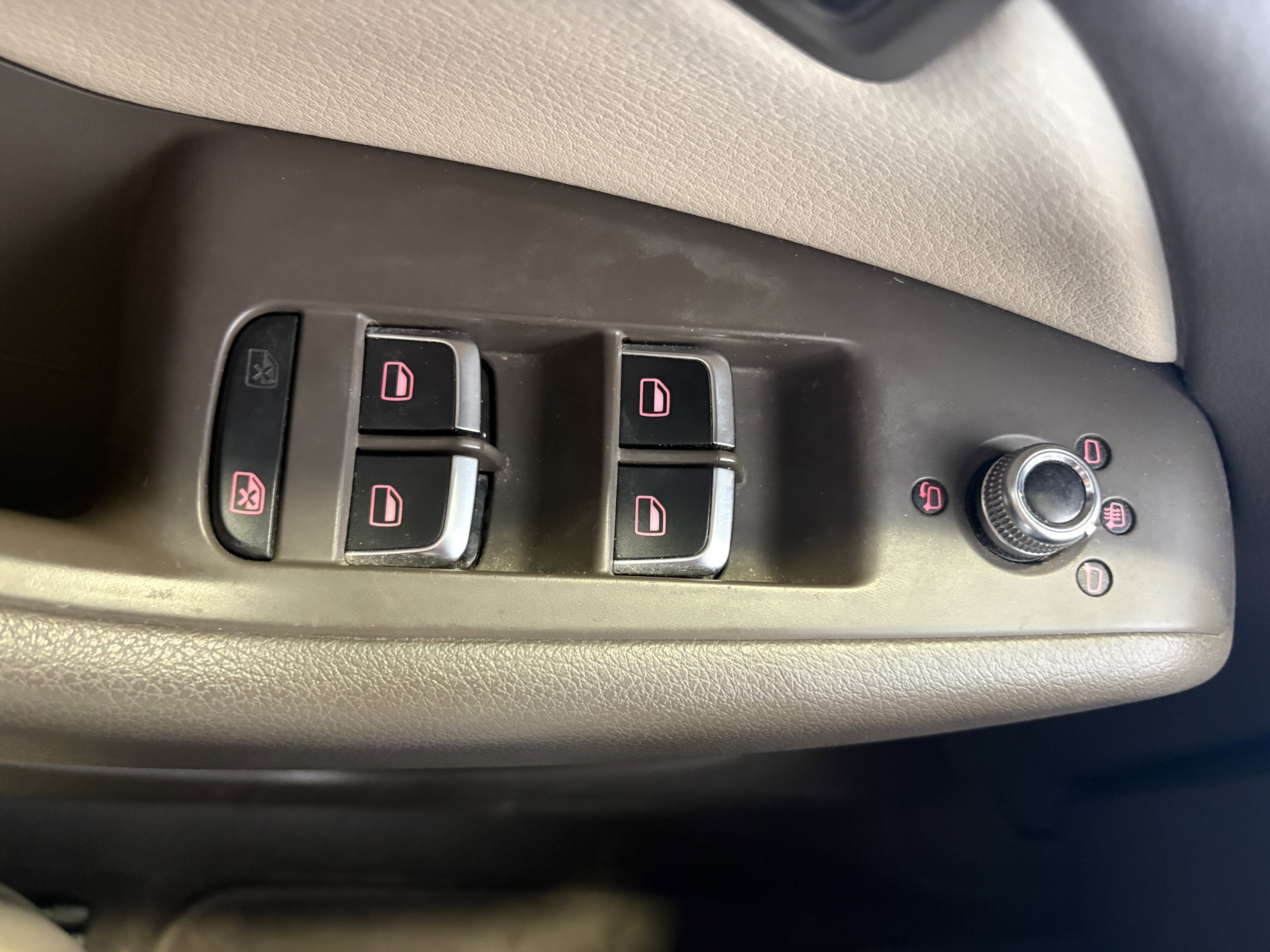 Used 2013 Audi Q5 2.0T Premium Plus w/ Premium Plus Pkg image 10