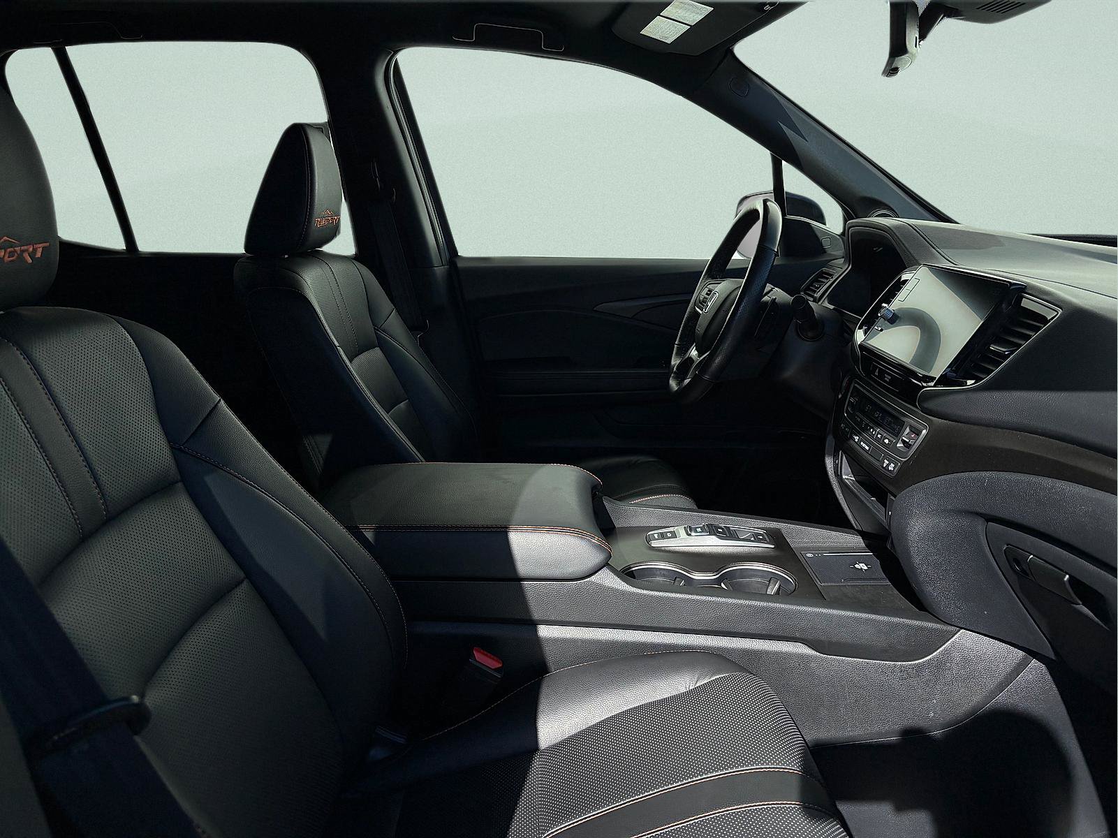 Certified 2025 Honda Ridgeline TrailSport image 40
