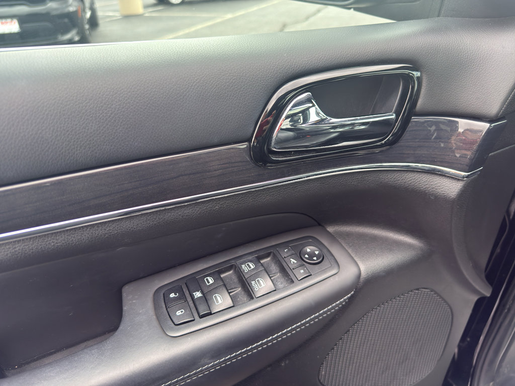 Certified 2020 Jeep Grand Cherokee Overland AWD/4WD image 9