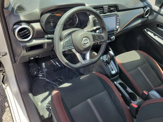 Used 2024 Nissan Versa SR FWD image 21