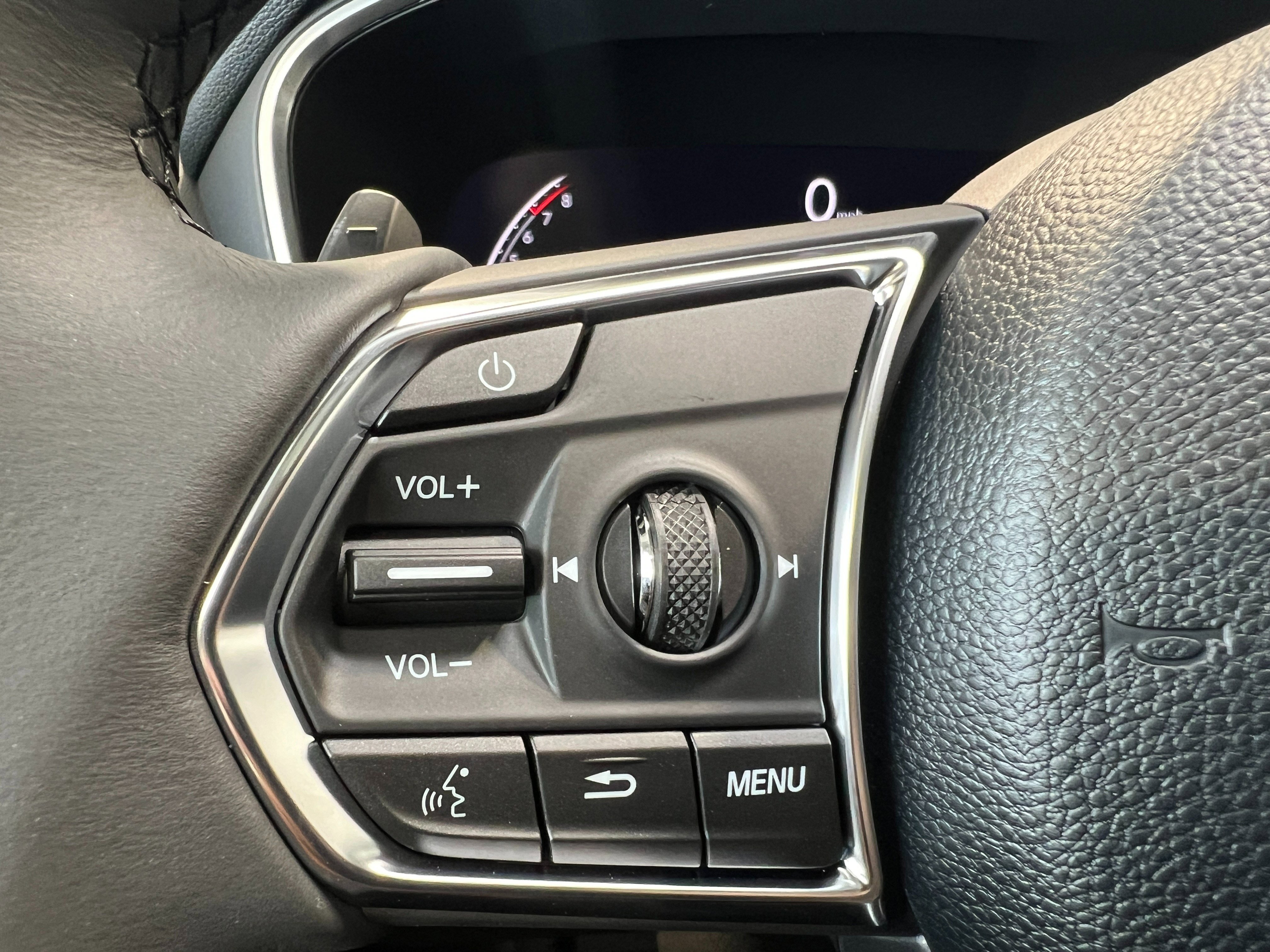 New 2026 Acura MDX SH-AWD image 18