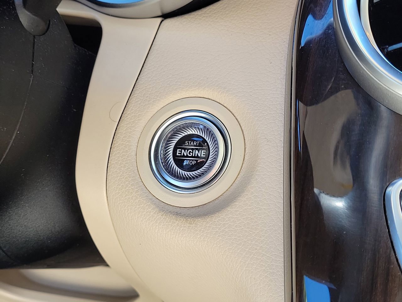 Certified 2022 Mercedes-Benz GLC 300 image 19