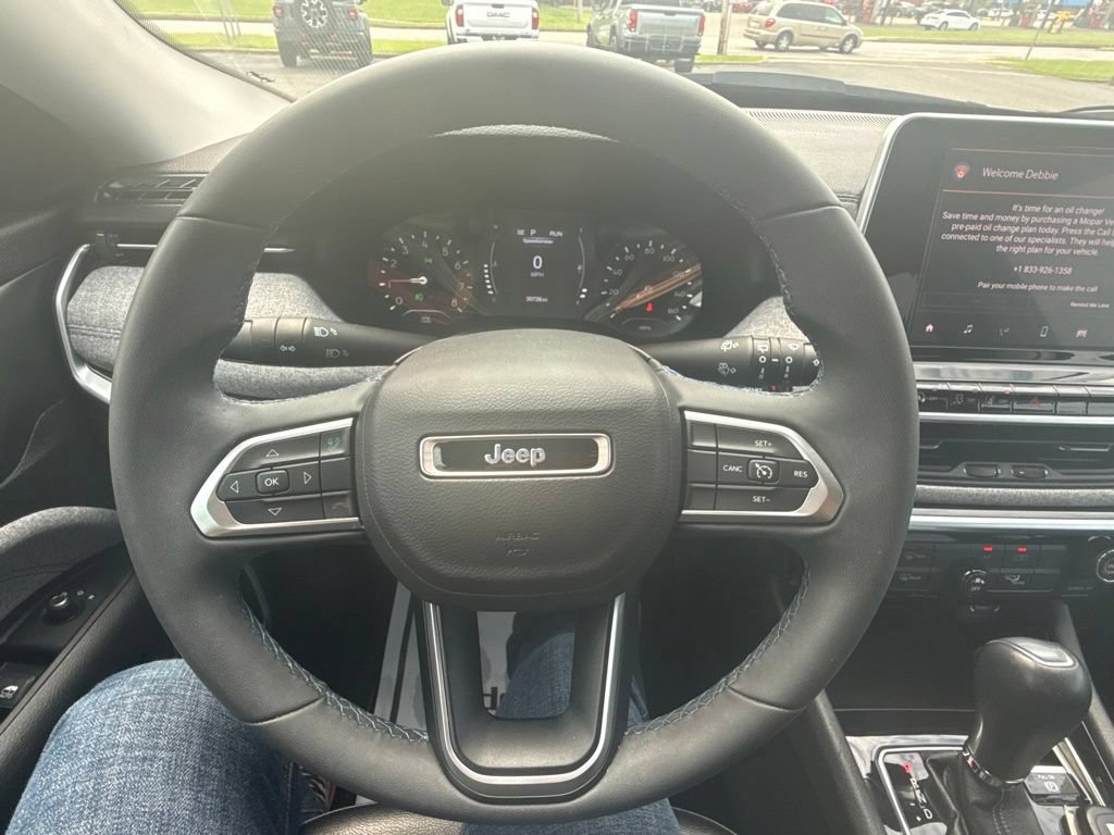 Used 2022 Jeep Compass Latitude FWD image 19