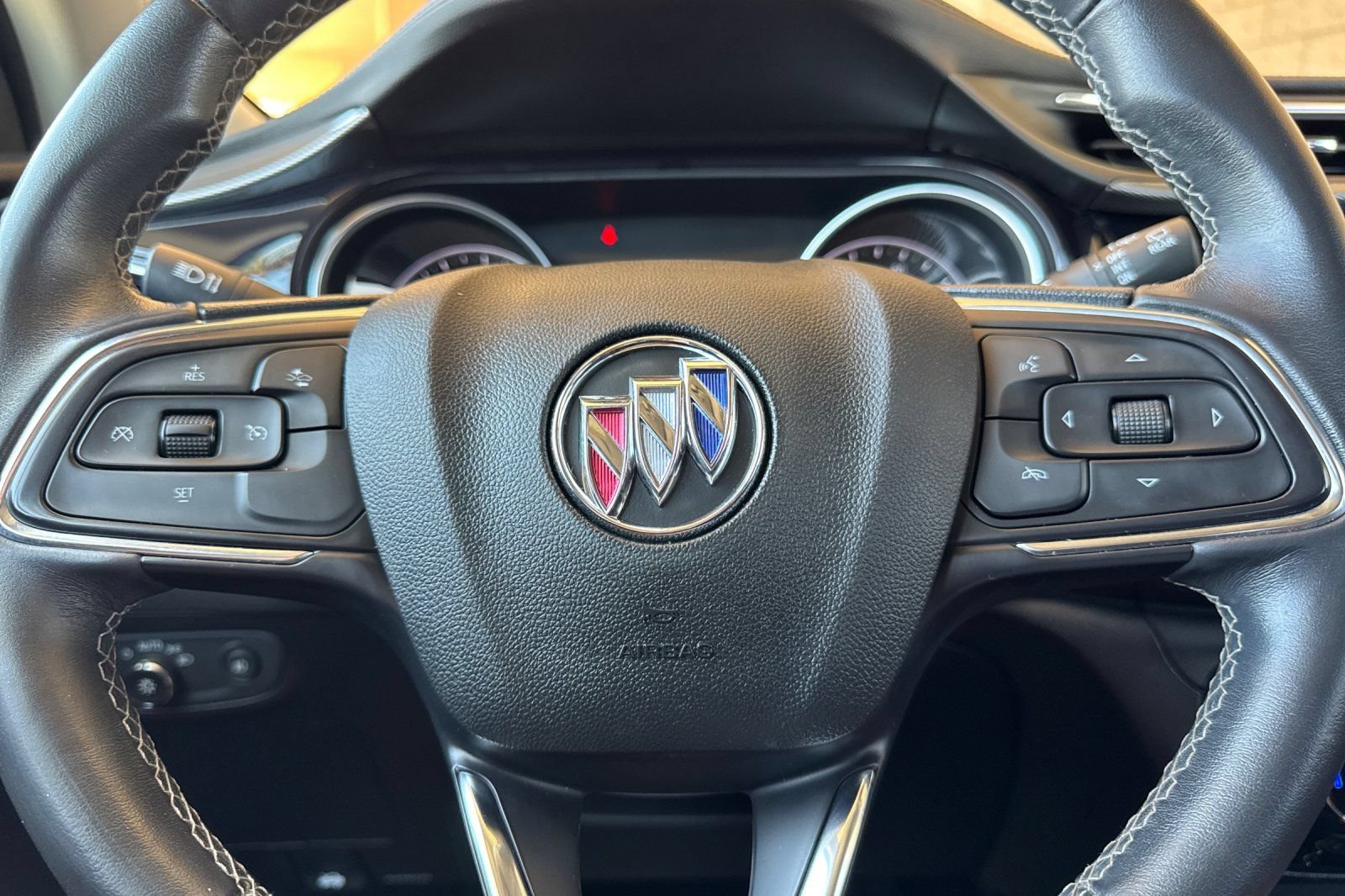 Used 2023 Buick Encore GX Preferred FWD image 27