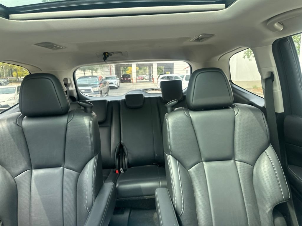Used 2020 Subaru Ascent Limited w/ Technology Package AWD/4WD image 3