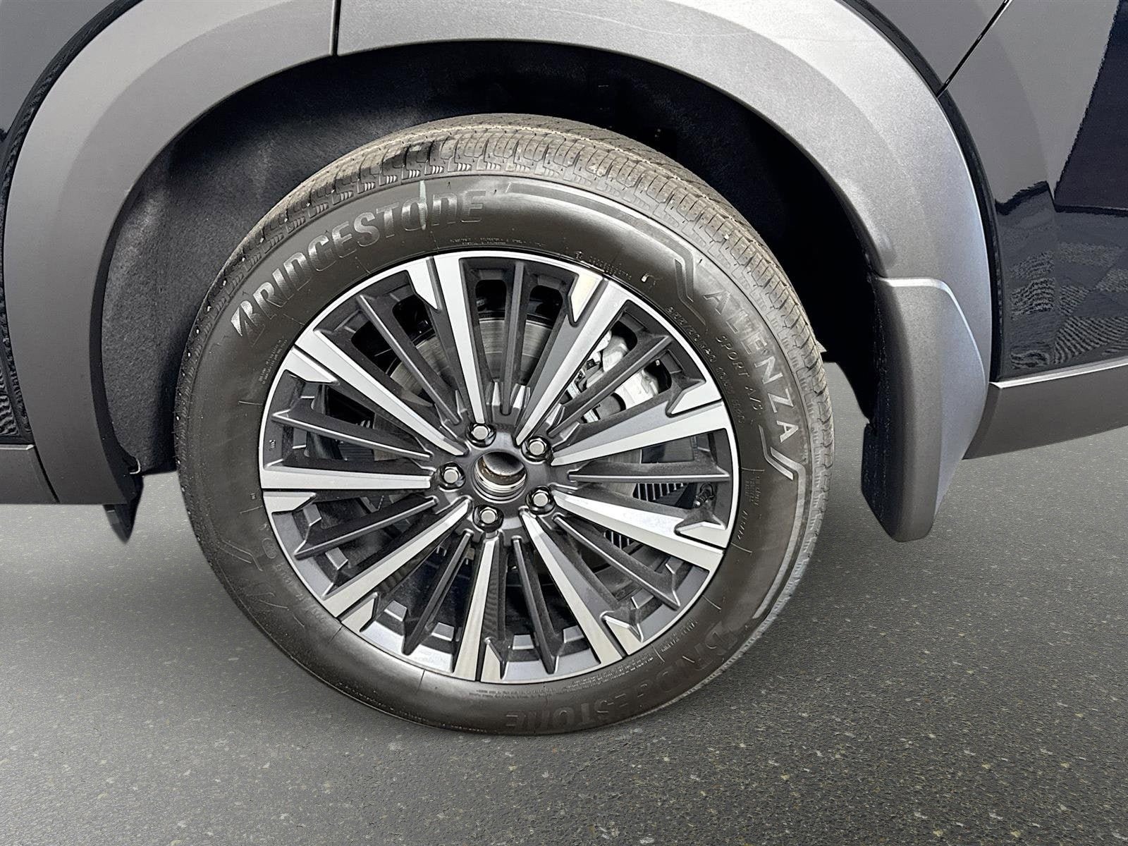 New 2026 Nissan Pathfinder Platinum image 31