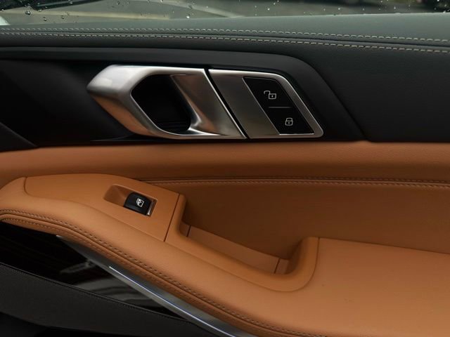 Certified 2026 BMW X5 xDrive40i w/ M Sport Package image 18