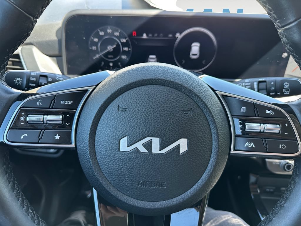 Certified 2025 Kia Seltos EX AWD/4WD image 20